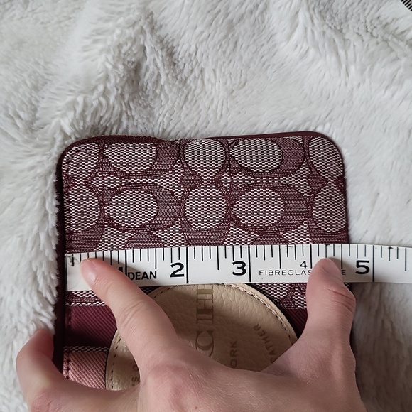 Coach Dempsey Large Signature Jacquard W Coach Patch Corner Wristlet, New W Tags - Picture 10 of 12